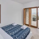 Christina's Panormos פנורמוס מיקונוס